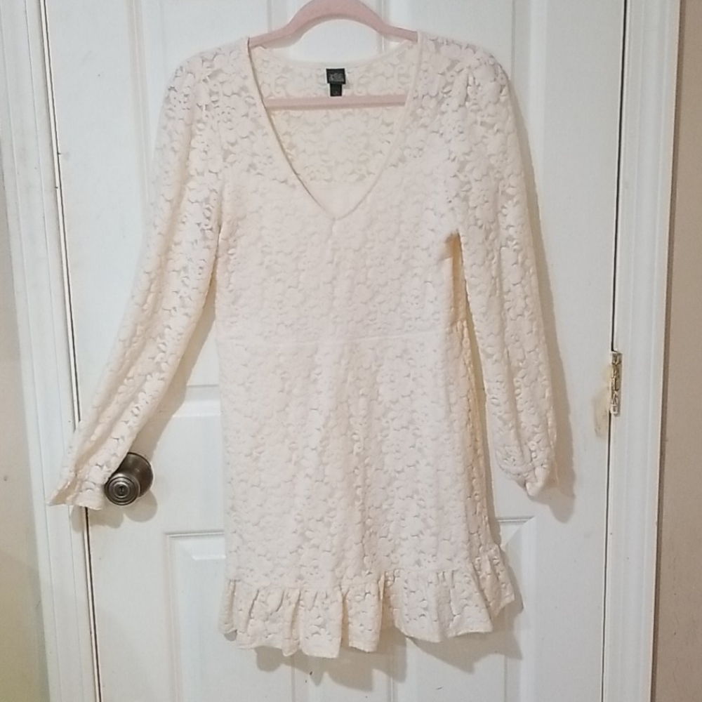 Fun&Frilly Lace Long Sleeve V-Neck Dress